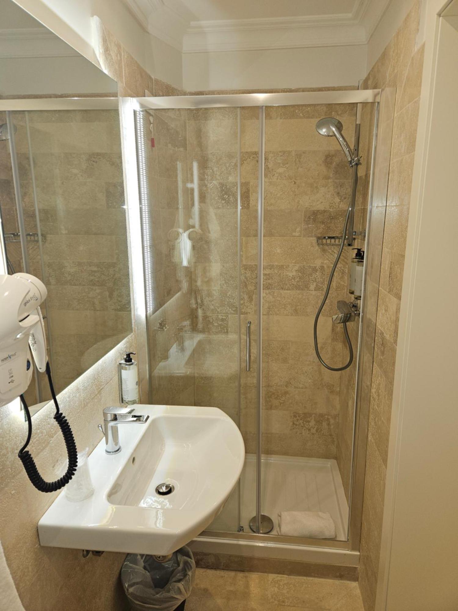 Aca Hotel Viminale Рим Екстер'єр фото